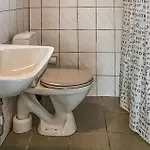 2 Bedroom Awesome In *