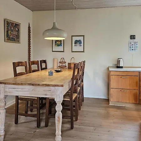 Prázdninový dům 2 Bedroom Awesome In