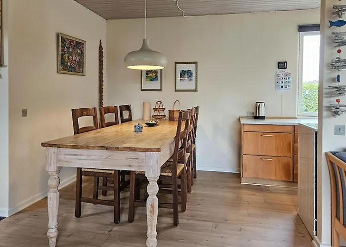 Semesterbostad 2 Bedroom Awesome In